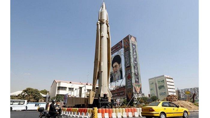 Disimpan Bertahun-tahun, Iran Perdana Luncurkan Rudal Sejjil ke Israel